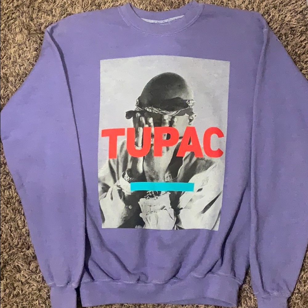 tupac sweater
